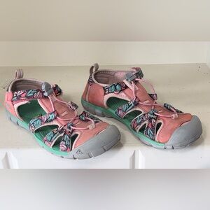 Keen Women’s Seacamp Sandals Size 6